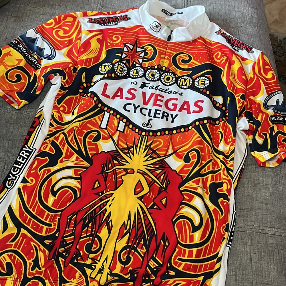 las vegas patterned cycling shirt